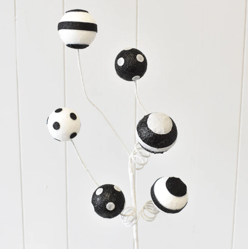 24" Black White Spray Stripe & Dots