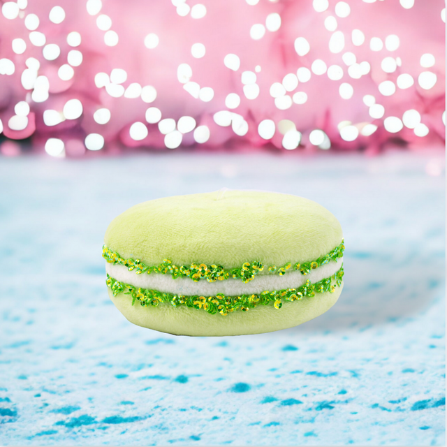 Green ornament with green macaron detail.