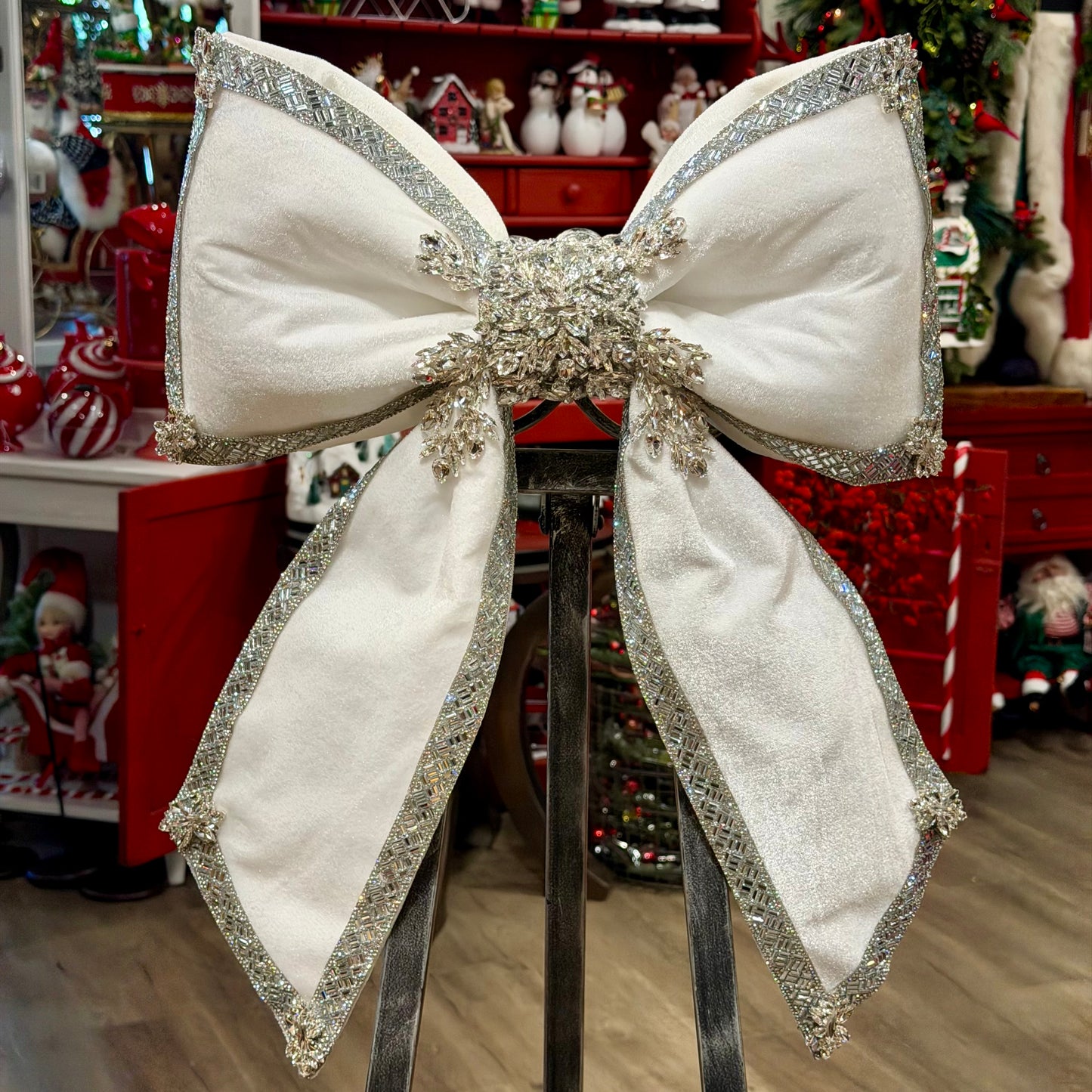 24” White Bling Bow Starburst