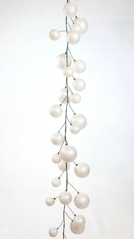 10' White Garland Candy Apple Balls