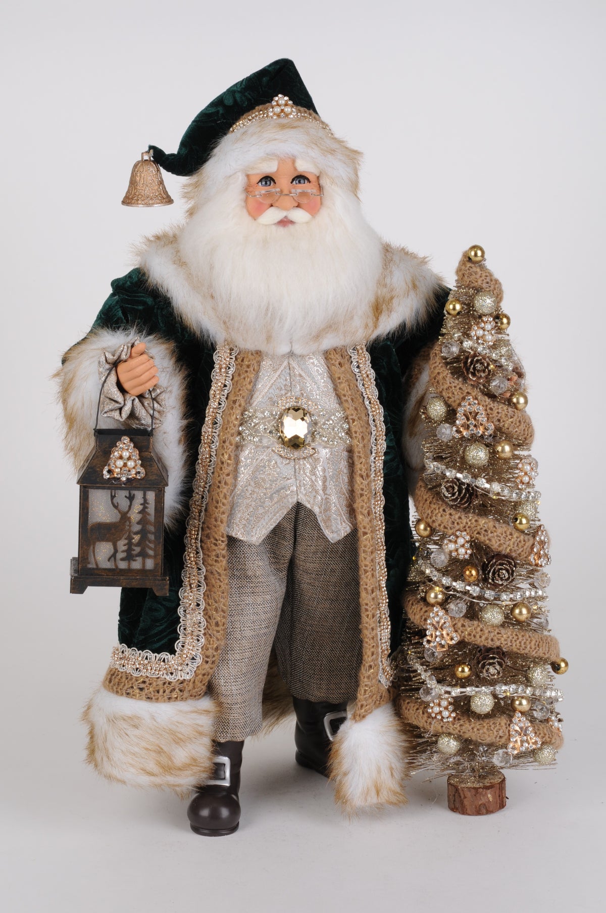Emerald wood figurine for holiday decorating