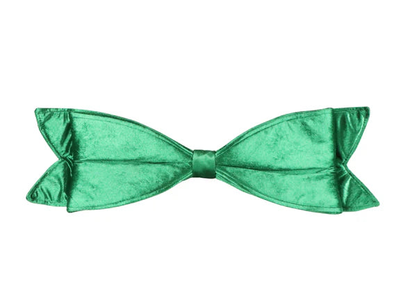 Emerald velvet bow with long tails.