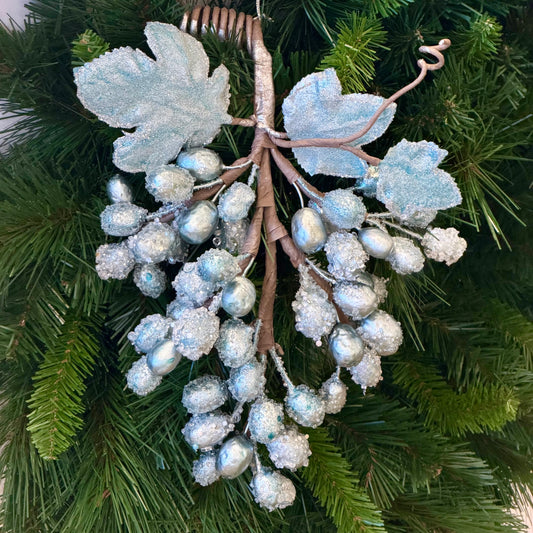 14" Icy Blue Grape Cluster