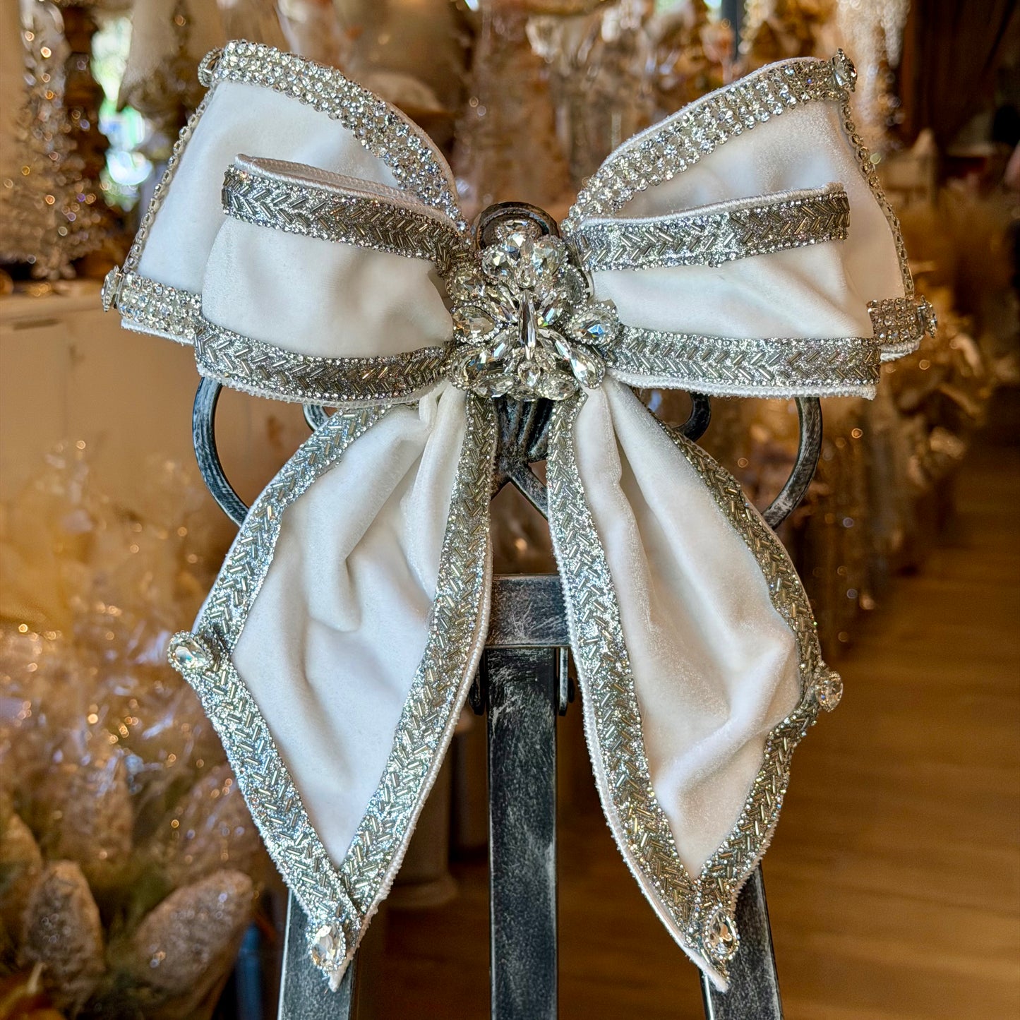 12” White Bling Bow Mini