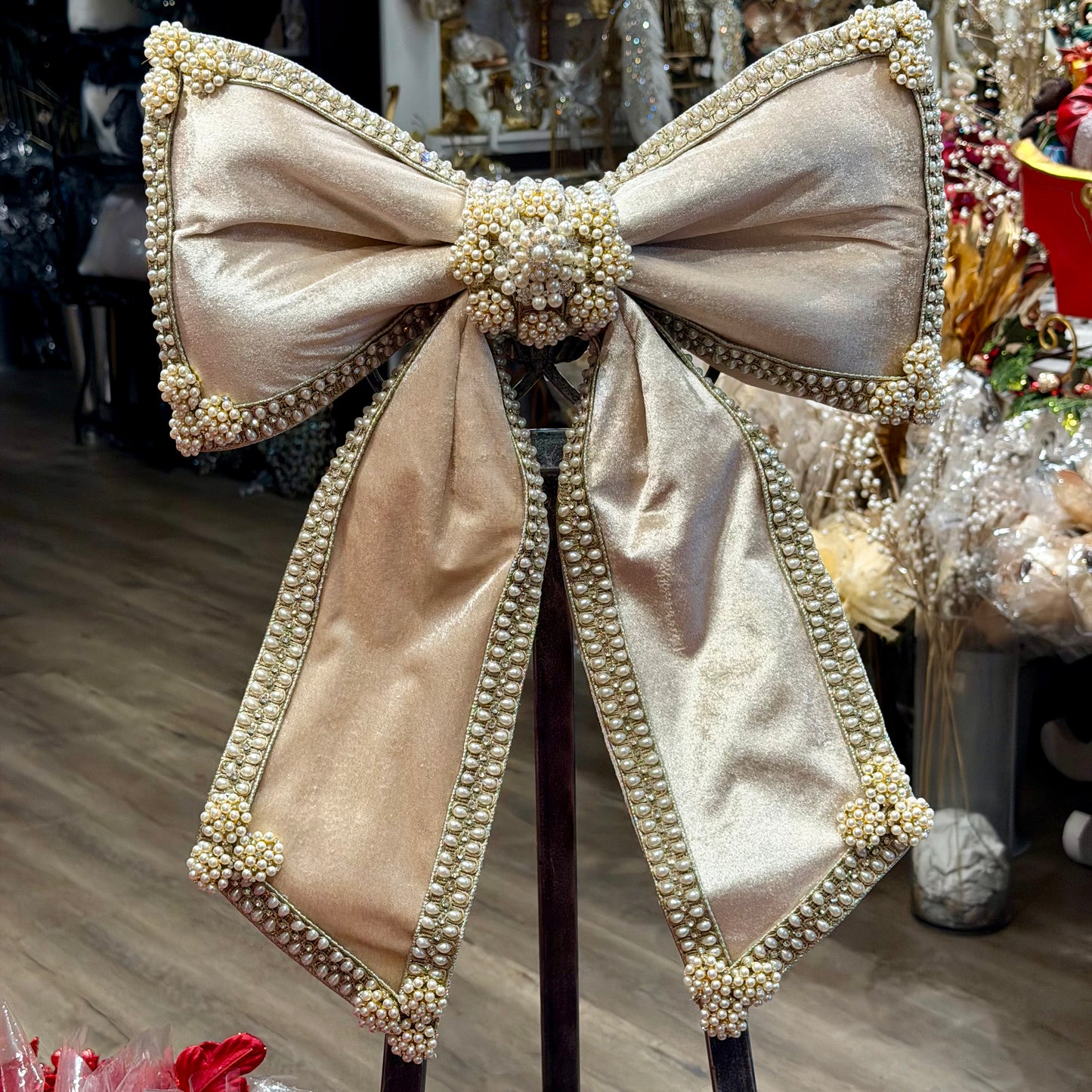 24” Champagne Bling Bow Pearl