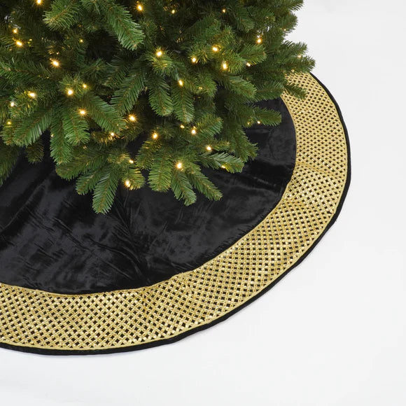 Black tree skirt for holiday decorating