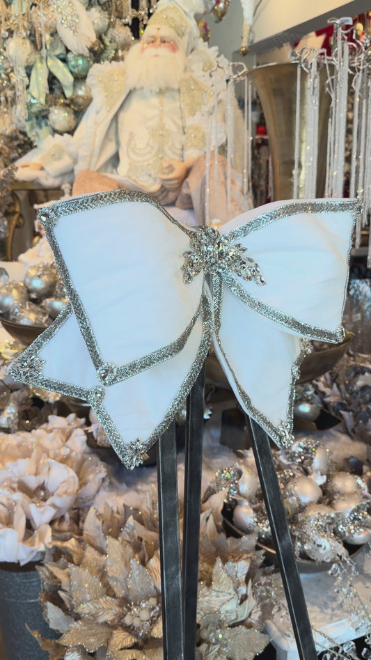 16” White Bling Bow Cutie