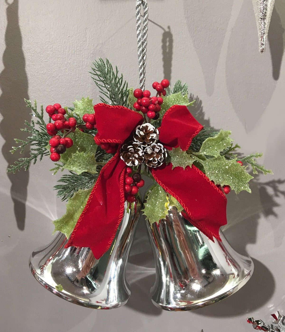 16" Silver Bells Spray